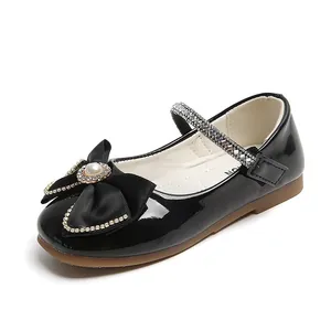 Chaussures Mary Jane fille en cuir verni noir avec nœud orné de perles et de strass brillants