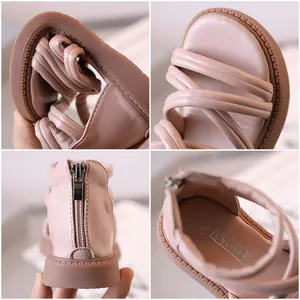 Rosa Mädchen-Römersandalen mit flexibler Gummisohle und Reißverschluss an der Ferse