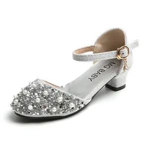 Silver sequin girls' high heel princess sandals with pearls and glittery finish