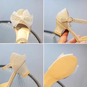 Scarpe dorate da principessa per bambine con fiocco in tulle e strass, vista multi-angolo