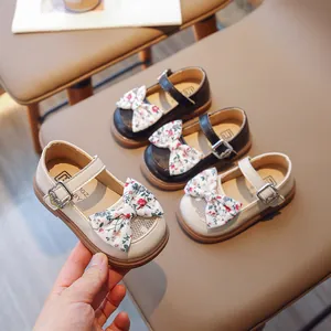 Mädchen Mary Jane Prinzessinnen Schuhe Blumen Schleife Dekor PU Leder Rutschfest Gummisohle Party Hochzeit Flache Schuhe Kleinkind
