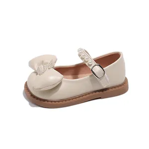 Chaussures Mary Jane beiges pour filles avec bride en perles et nœud lapin strass