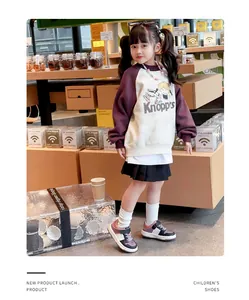 Zapatillas de deporte de moda para niños en púrpura y negro de estilo deportivo