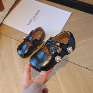 Scarpe Mary Jane bambina nere lucide con girasole di strass e perle e cinturini