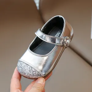 Silver glitter Mary Jane shoes for girls with pearl flower accent and sequin toe