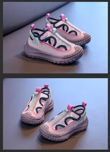 Detail of lilac breathable mesh summer sandals for children with anti-slip thick soles