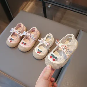 Sandales Mary Jane en maille pour filles avec nœud et cerises en rose et beige