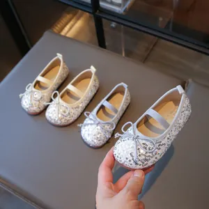 Sparkly sequins Mary Jane flat shoes for girls with elegant bow detail and elastic strap