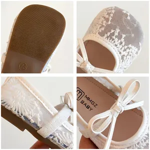 Girls cute bowknot Mary Jane shoes with white lace embroidery and soft rubber soles