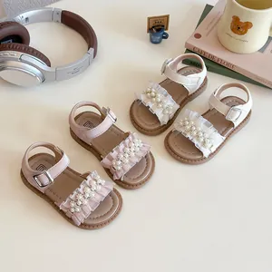 Sandali da principessa per bambina rosa e bianchi con perle e tulle per l'estate 2025