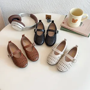 Girls Mary Jane Shoes Perforated Princess Shoes PU Leather Soft Sole Kids Buckle Strap Casual Performance Shoes Black Brown Beige