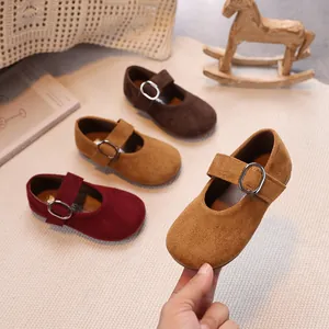 Chaussures de Princesse Mary Jane Vintage pour Filles Avec Boucle en Métal Texture Daim Cuir PU Bout Rond Antidérapant Semelle Souple Ballerines Décontractées pour Enfants