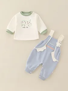 Set felpa neonato a maniche lunghe e pantaloni a salopette con stampa di tigre