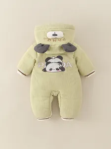Dikke winter baby panda jumpsuit lichtgroen met fleece en schattige capuchon borduur