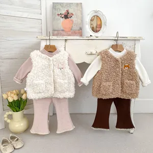 Completo Abbigliamento Invernale da Bambina con Gilet Foderato in Pile Top a Maniche Lunghe Pantaloni a Zampa Cartone Animato Coniglio Panda Orso