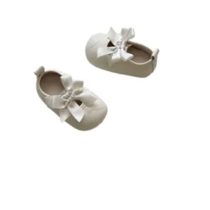 Chaussures bébé princesse d'hiver doublées polaire avec nœud en satin et semelles