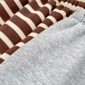Pantalon d'hiver épais pour bébé avec taille élastique à rayures et gris chiné doux