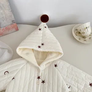 Details von Baby Winterjacke mit Sternen-Stickerei, Plüschball-Kapuze und Fleece-Futter