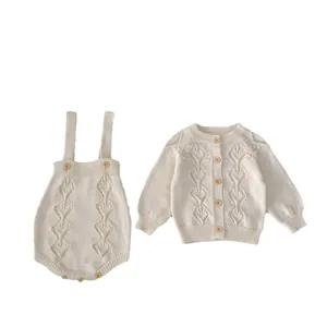 Infant girls' cream knitted cardigan and hollow diamond pattern romper set for daily wear