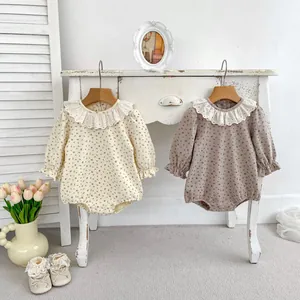Détails de bodys bébé à fleurs avec cols en dentelle brodée de style vintage