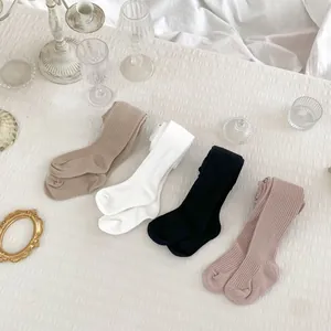 Lot de leggings pour bébés à côtes verticales en coton kaki, blanc, noir et rose doux