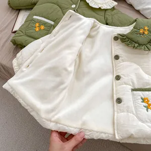 Thick fleece-lined quilted coat for girls with floral embroidery and ruffle collar