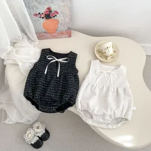 Baby Mädchen Tweed Body Set mit Spitzenkragen Langarmshirt in Schwarz und Weiß Farben