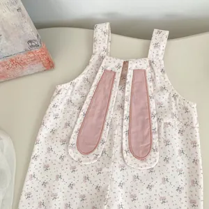 Baby-Strampler mit Blumenmuster, 3D-Hasenohren und weichem Baumwolldruck-Stoff