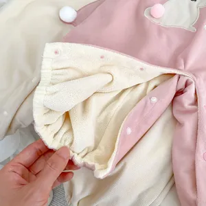 Barboteuse bébé broderie lapin avec doublure peluche chaude pour automne et hiver