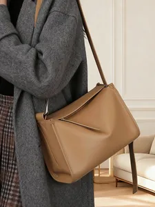 Borsa a Spalla da Donna in Vera Pelle di Vacchetta a Due Strati Minimalista Pieghevole Geometrica a Tracolla con Cinturino ad Anello in Metallo