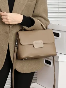 Classic shell-shaped genuine leather handbag in khaki lychee pattern with shoulder strap