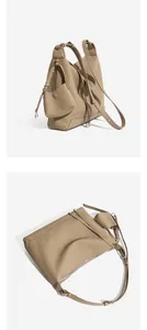 Dettaglio borsa tote in pelle bovina litchi con zip argento e pochette rimovibile