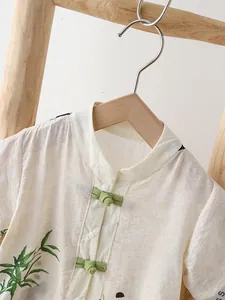 Vintage-Stil Neugeborenen-Strampler mit Panda-Muster und traditionellen Knotenknöpfen