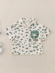 Toddler boys cotton short sleeve shirt with green pebble print and cute 3D animal pocket