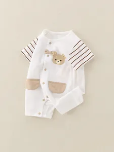 Pelele de algodón blanco para bebé con parche de oso y mangas a rayas para verano