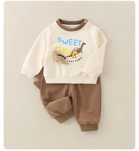 Detail von Baby Baumwoll-Trainingsanzug mit Sweet Dino Print und Druckknöpfen