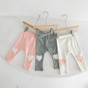 Leggings avec Patch en Cœur pour Bébé et Petite Fille Pantalons Confortables en Mélange de Coton avec Taille Élastique