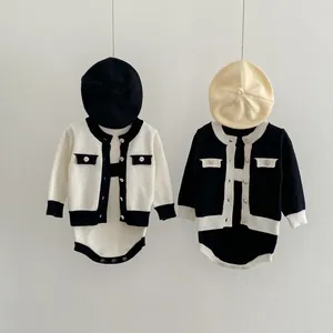 Baby Mädchen Strickset mit Kontrast-Cardigan, ärmellosem Body und passender Baskenmütze