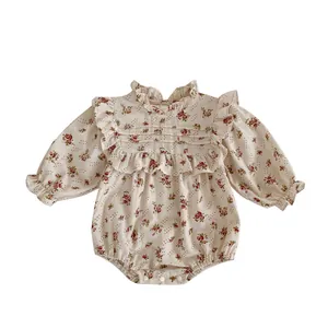 Floral baby girl long sleeve romper with ruffled collar and vintage patterns