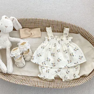 Completo Abbigliamento Estivo a Fiori per Neonata Top Senza Maniche con Punto Smock e Pantaloncini a Sbuffo in Cotone