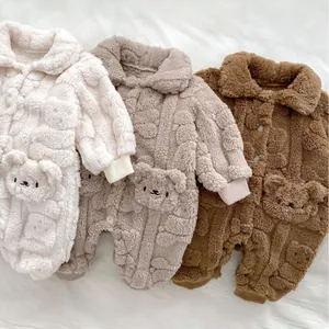 Winter Baby Fleece Einteiler mit niedlichen Bärentaschen in Creme, Grau und Braun