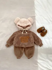Winter infant polar fleece two-piece set featuring cute bear pattern and thick warm fabric