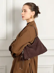 Retro dunkelbraune Shopper-Tasche aus mattem Leder mit Quasten für Damen im Büro