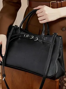 Sac Baguette en Cuir Véritable Minimaliste Pour Femmes Cuir de Vachette Tannage Végétal Sac à Bandoulière Design Boucle de Ceinture