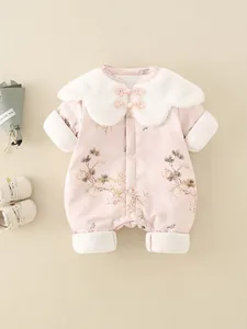 Chinesischer Stil Baby Mädchen Verdickt Strampler Winter Hanfu Tang Anzug Rosa Floral Gesteppt Jumpsuit Webpelzkragen Outfit