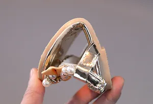 Suela suave y flexible de sandalias de princesa para niñas en color champán