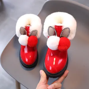 Bottes de neige d'hiver en cuir verni rouge pour enfants avec oreilles de lapin