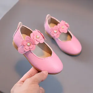 Rosa Mary Jane Prinzessinnen-Schuhe für Mädchen mit Lederblumen und Perlenverzierung