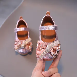Chaussures Mary Jane roses pour filles avec nœud à paillettes et détails en strass brillants