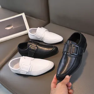 Scarpe classiche da cerimonia per bambini in nero e bianco con fibbia rettangolare